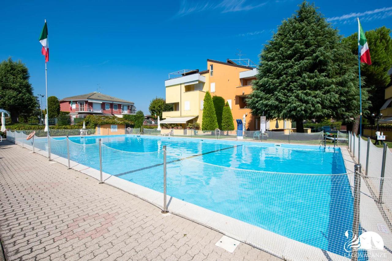 Appartamento Garden Ville Sirmione Exterior foto
